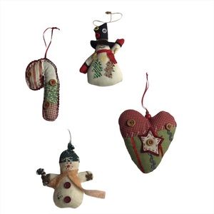 Quilted Christmas Theme Ornaments